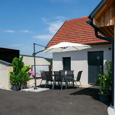 シャレー Sgarz キツェック・イム・ザウザル